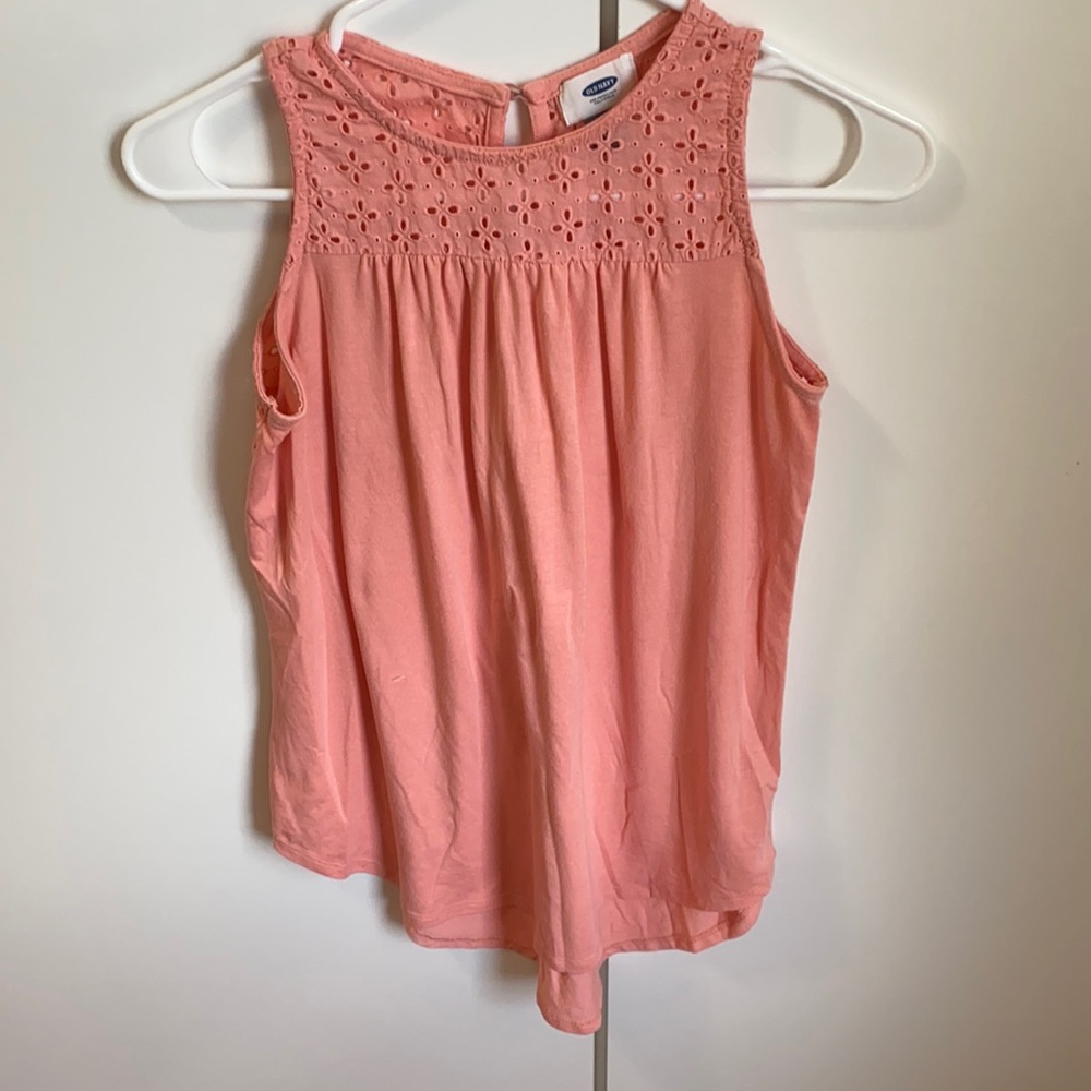 Old Navy Peach tank top